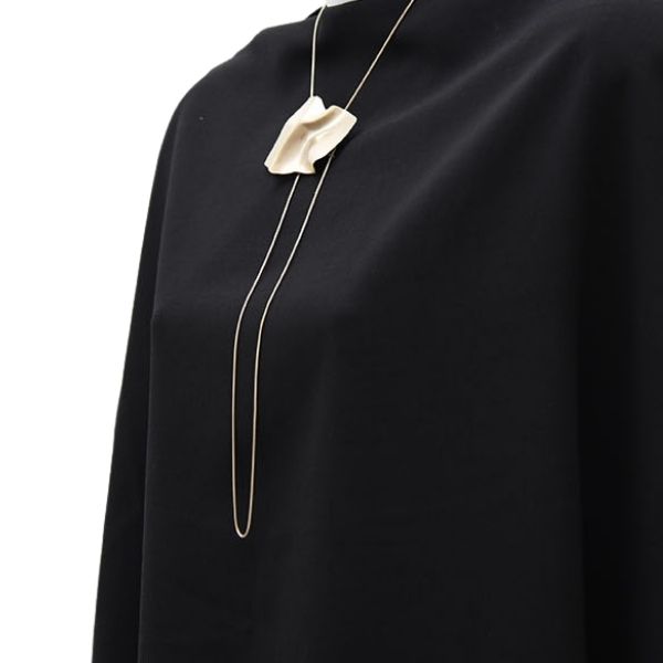 Satin Gold Mobula Lariat Necklace - LOVE DOT, Inc.