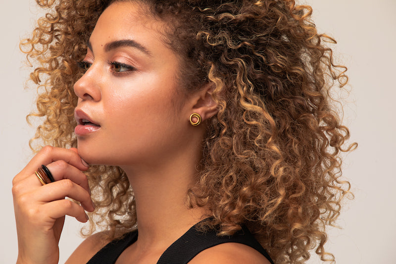 Linea Earrings - LOVE DOT, Inc.