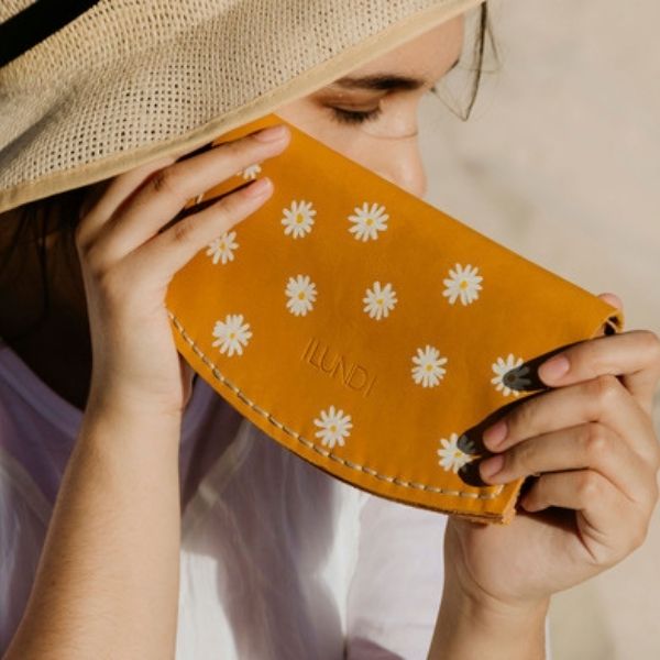 Marigold Daisy Rumi Purse - LOVE DOT, Inc.